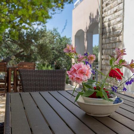 Olive Garden Διαμέρισμα Χβαρ Εξωτερικό φωτογραφία