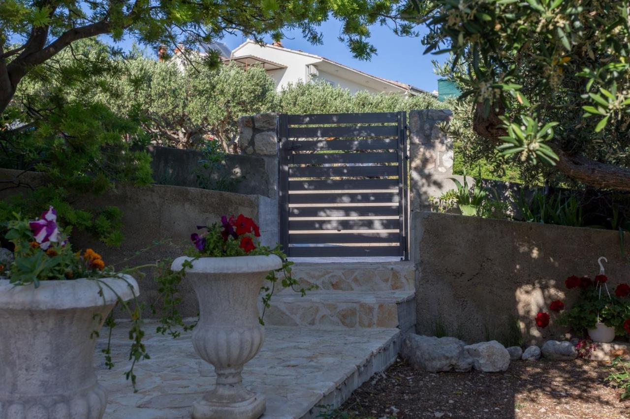 Olive Garden Διαμέρισμα Χβαρ Εξωτερικό φωτογραφία